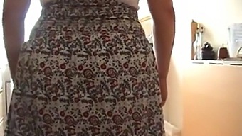 British Granny Offers Money To Let Me Smell Her Underwear And Participate In An Orgy