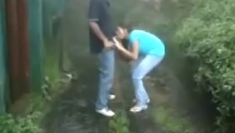Indian Couple'S Public Blowjob Caught On Camera
