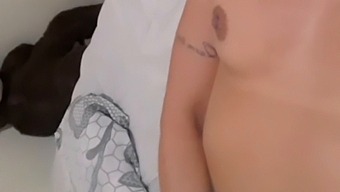 Ho Pensato A Te E Mi Sono Tolta: Un Racconto Di Masturbazione