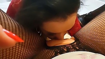 Angel Lima E Cléo Cadillac Si Concedono Sesso Lesbico
