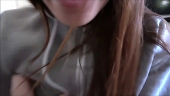 Petite Girlfriend Satisfies Before Heading To The Gym